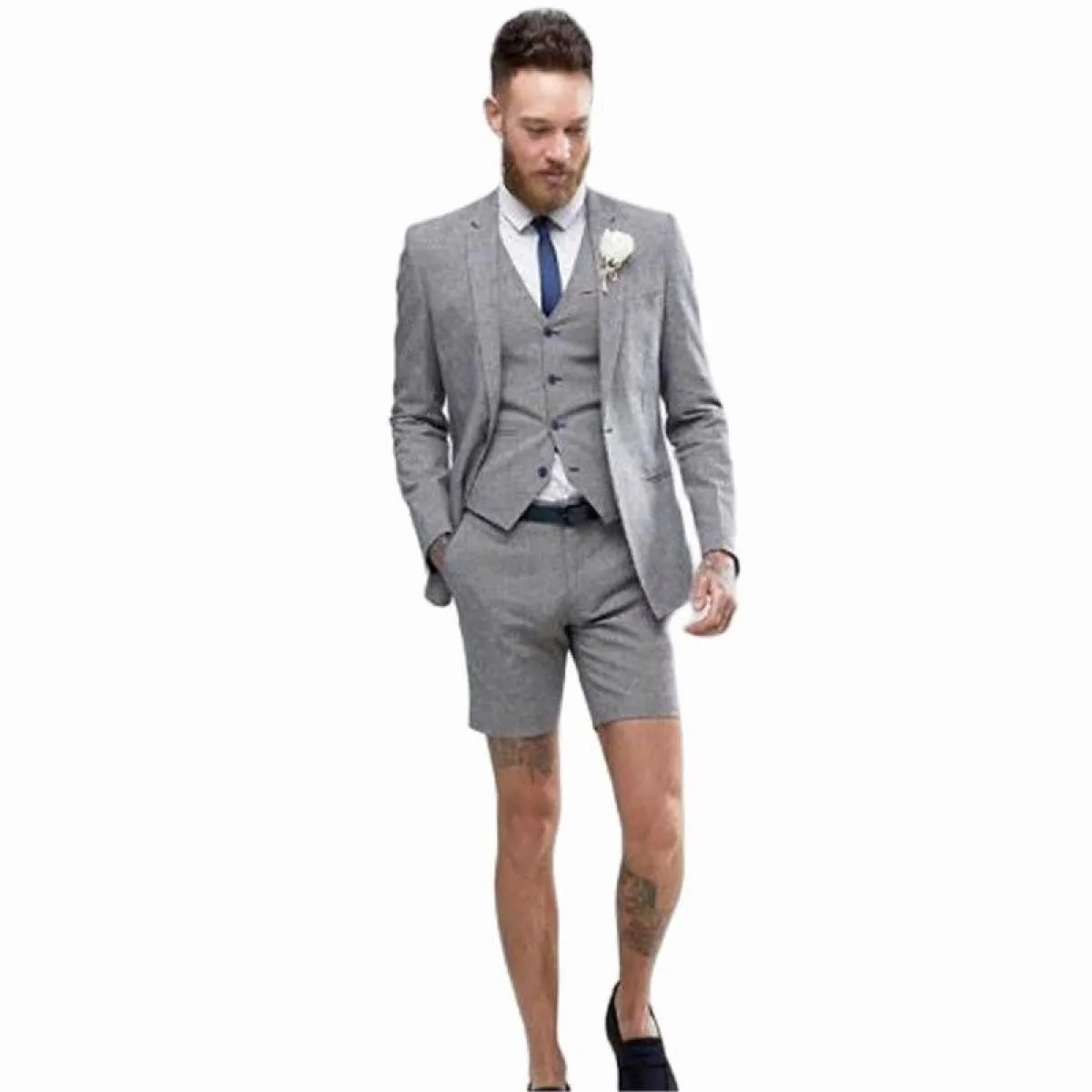 2022 Pantaloncini grigio chiaro Abito da uomo elegante estivo (giacca + pantaloni + gilet) Abiti da sposo casual smoking da spia