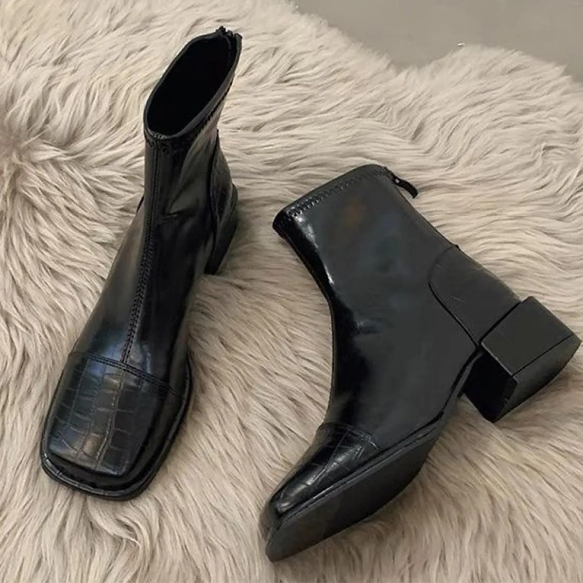 2023 Donne Alla Caviglia Grosso Chelsea Stivali Tacchi Medi Scarpe Invernali Nuova Tendenza Stivali Da Moto Punta Quadrata Goth