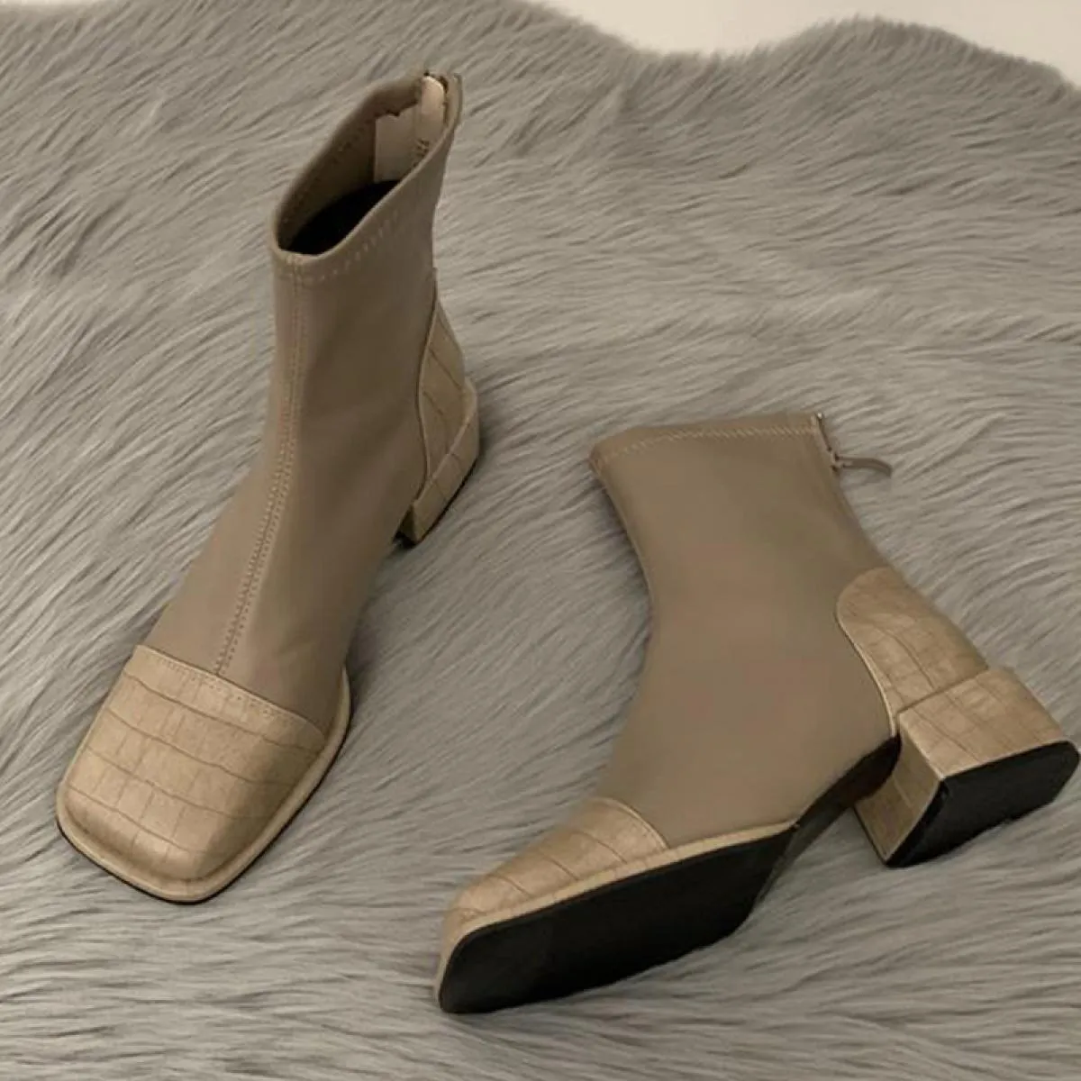 2023 Donne Alla Caviglia Grosso Chelsea Stivali Tacchi Medi Scarpe Invernali Nuova Tendenza Stivali Da Moto Punta Quadrata Goth