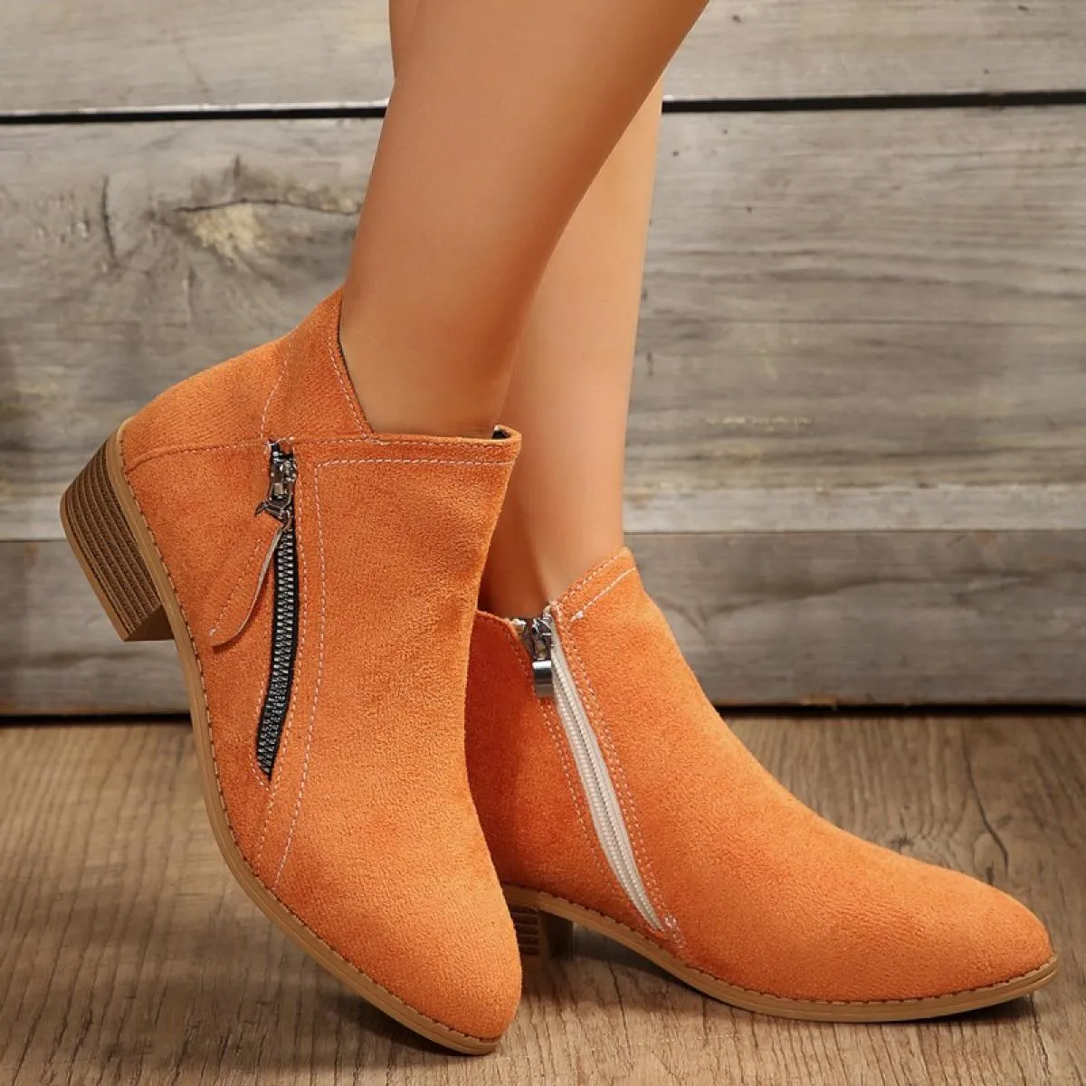 2023 Nuova Tendenza Delle Donne Della Caviglia Chelsea Stivali Inverno Chunky Pelle Scamosciata Metà Tacchi Goth Scarpe Moda Pun