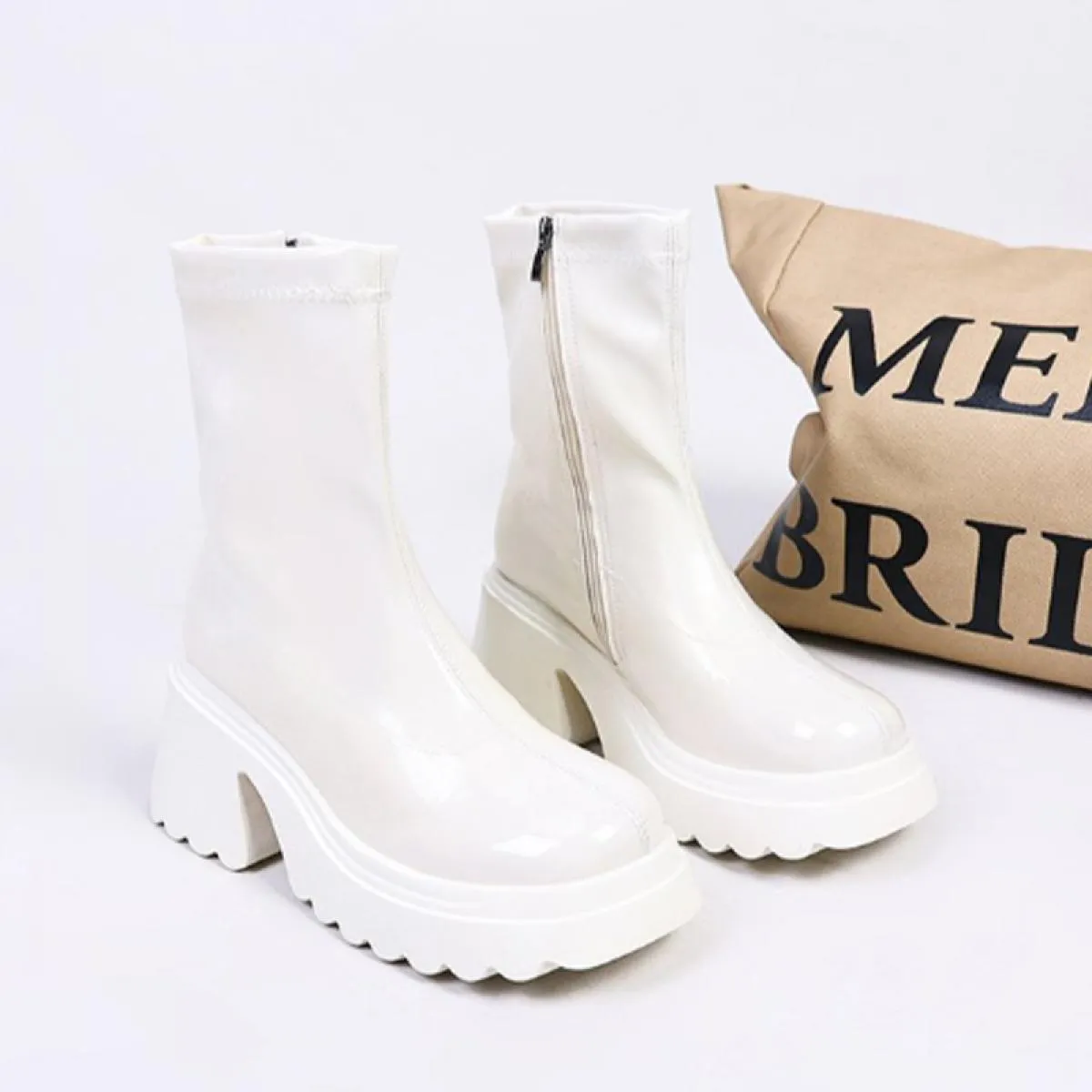 2023 nuovo inverno ginocchio alto tacco medio stivali Chelsea donna scarpe casual con plateau stivali eleganti cerniera donna mo