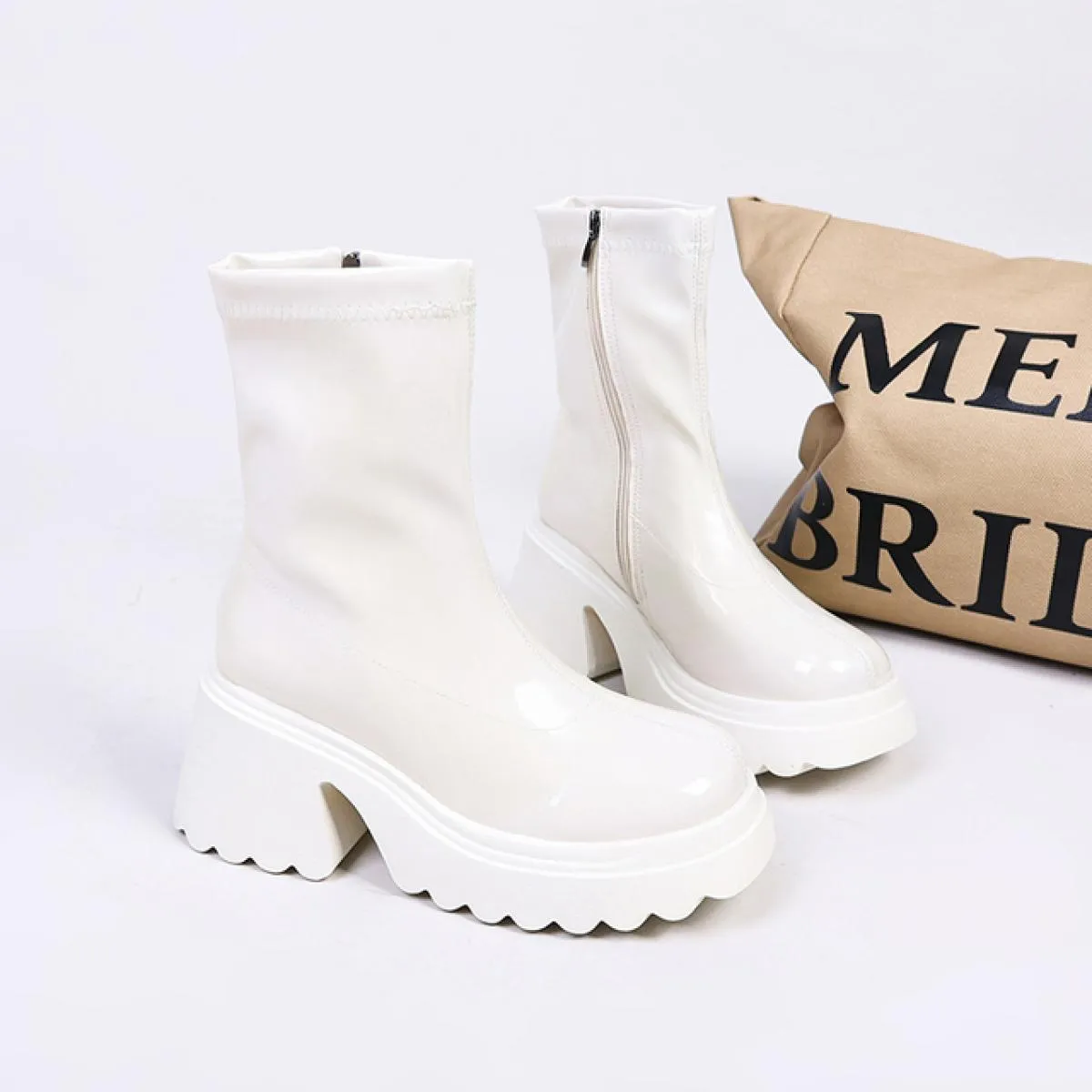 2023 nuovo inverno ginocchio alto tacco medio stivali Chelsea donna scarpe casual con plateau stivali eleganti cerniera donna mo