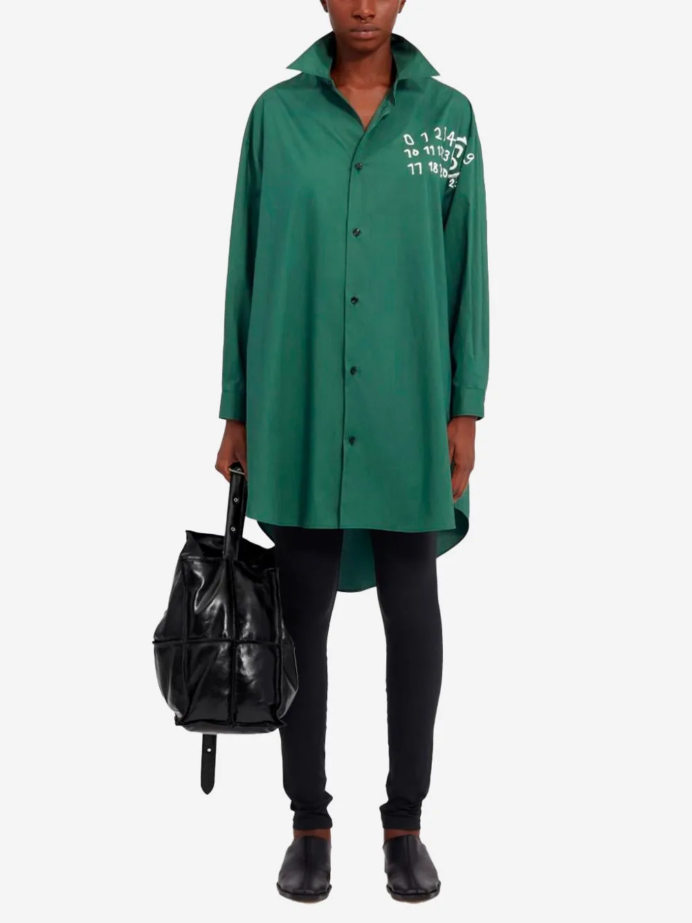 Abito camicia verde con logo numerico