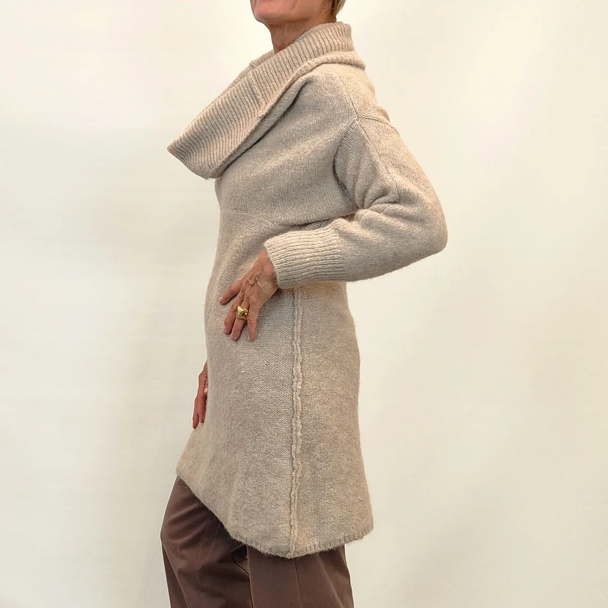 Alpha Studio – Maglione Maxi Alpaca Sabbia