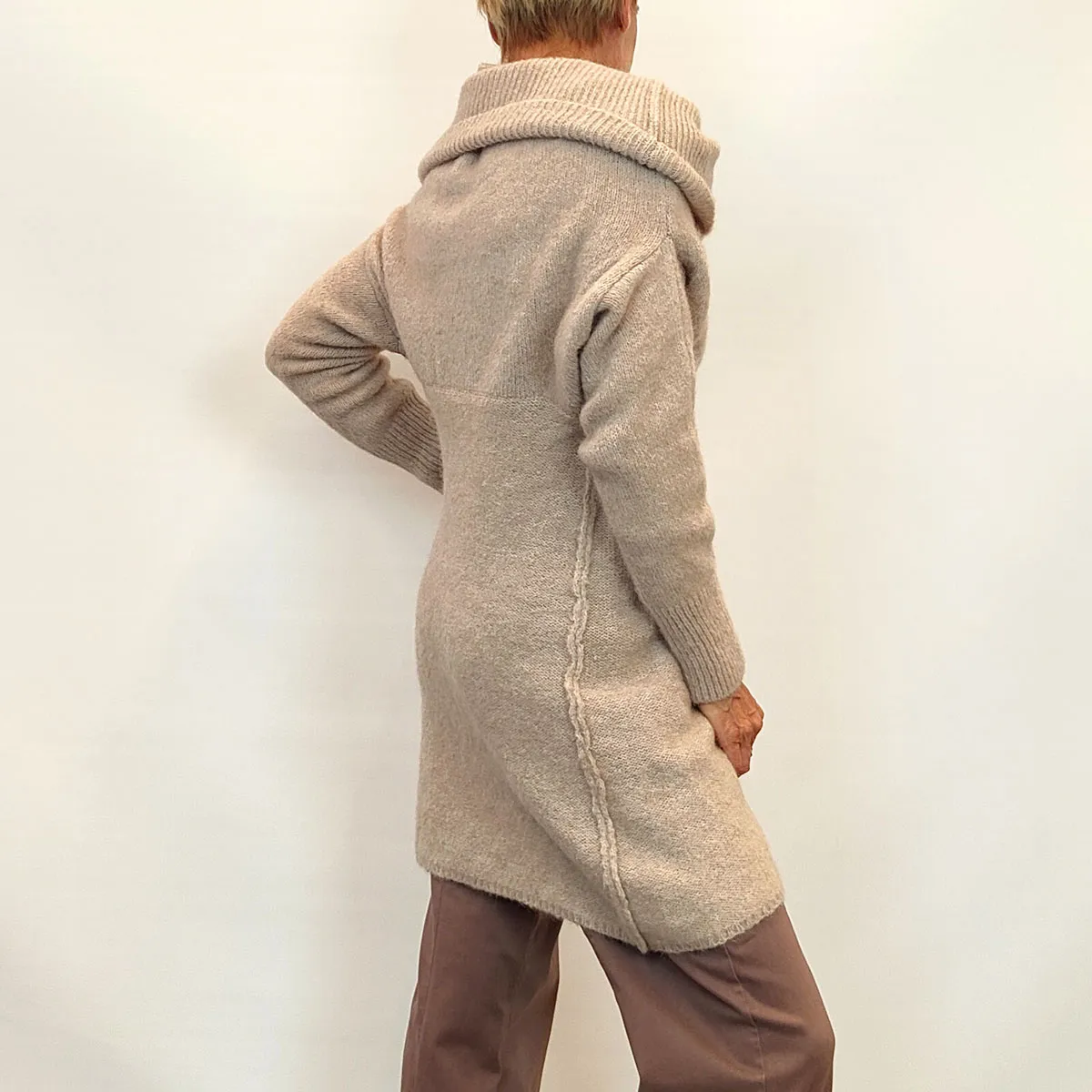 Alpha Studio – Maglione Maxi Alpaca Sabbia