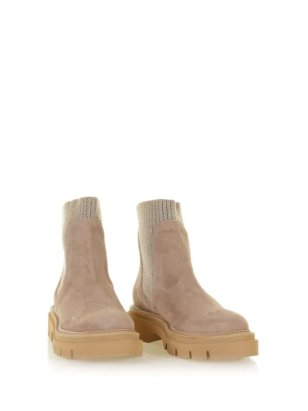 Beatles in suede and rubber sole