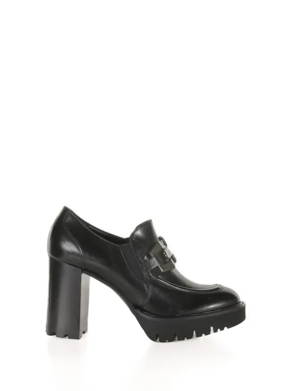 Black nappa loafer