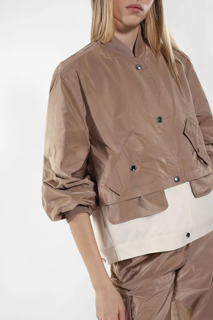 Bomber oversize bicolor con tasche