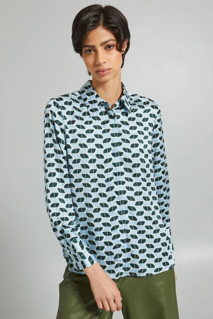 Camicia con spacchi