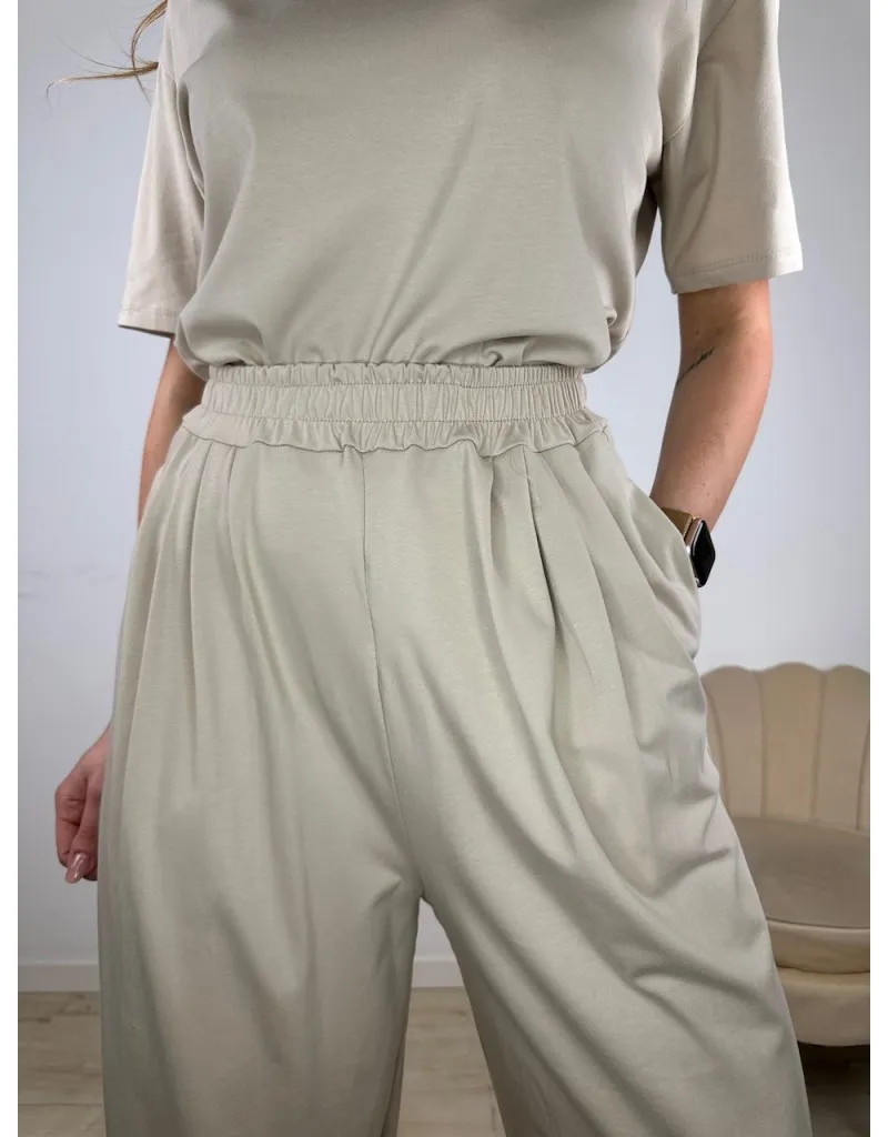 COMPLETO MORBIDO BEIGE