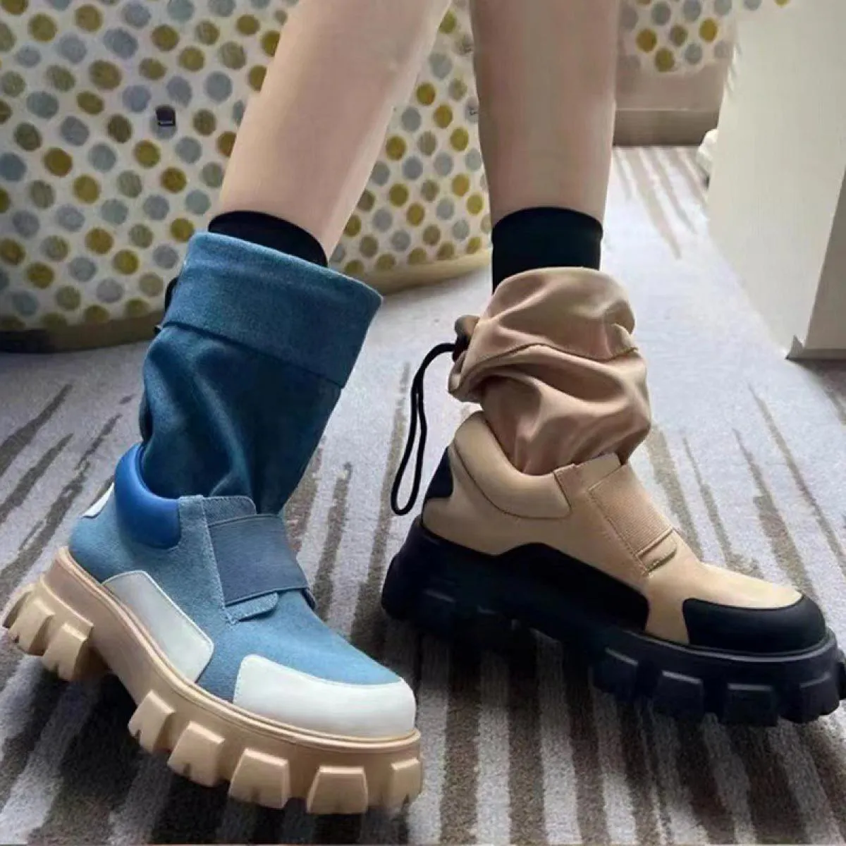 Donne Piattaforma Scarpe a metà polpaccio Tacchi medi Stivali Chelsea Stivali invernali da moto Goth 2023 Nuova tendenza Casual