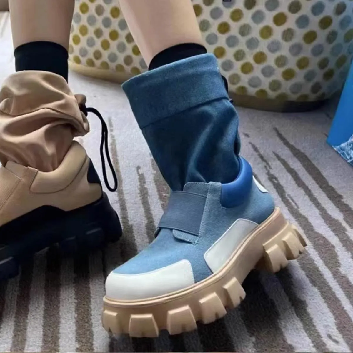 Donne Piattaforma Scarpe a metà polpaccio Tacchi medi Stivali Chelsea Stivali invernali da moto Goth 2023 Nuova tendenza Casual
