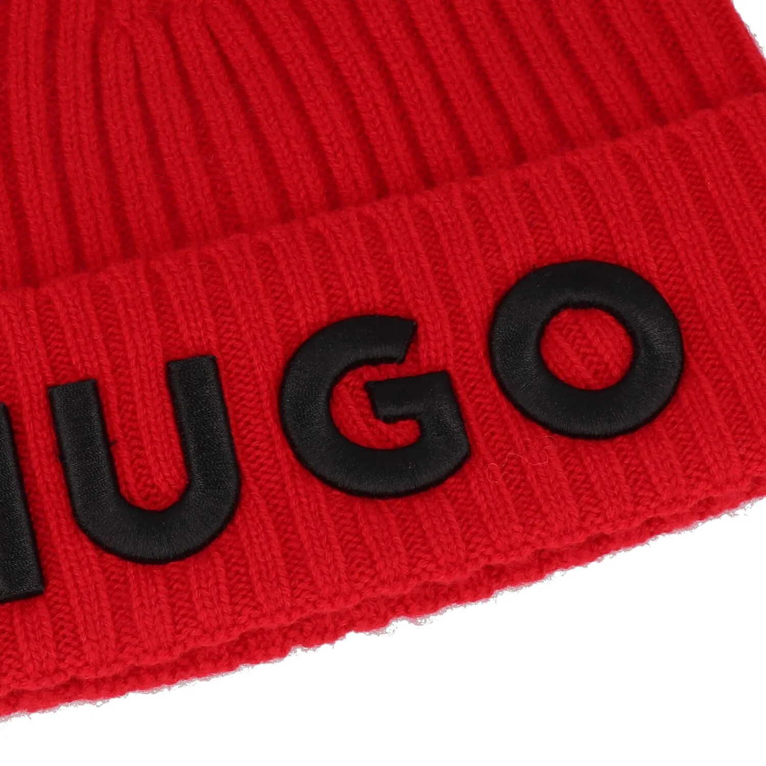 Hugo Cappello lavorato a maglia