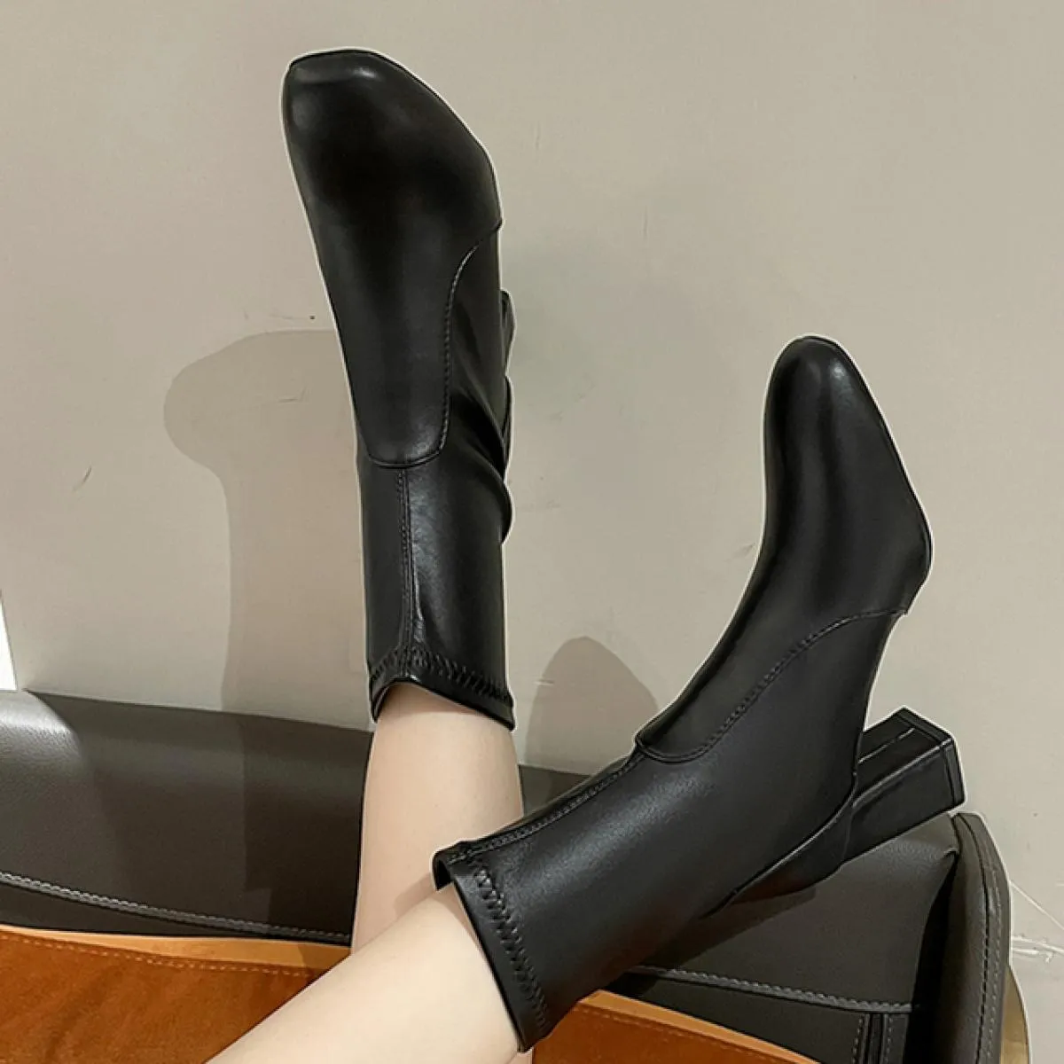 Inverno Donna Tacchi medi Chelsea Stivali Chunky Scarpe alla caviglia 2023 Nuova tendenza Vestito da moda Punta quadrata Décolle