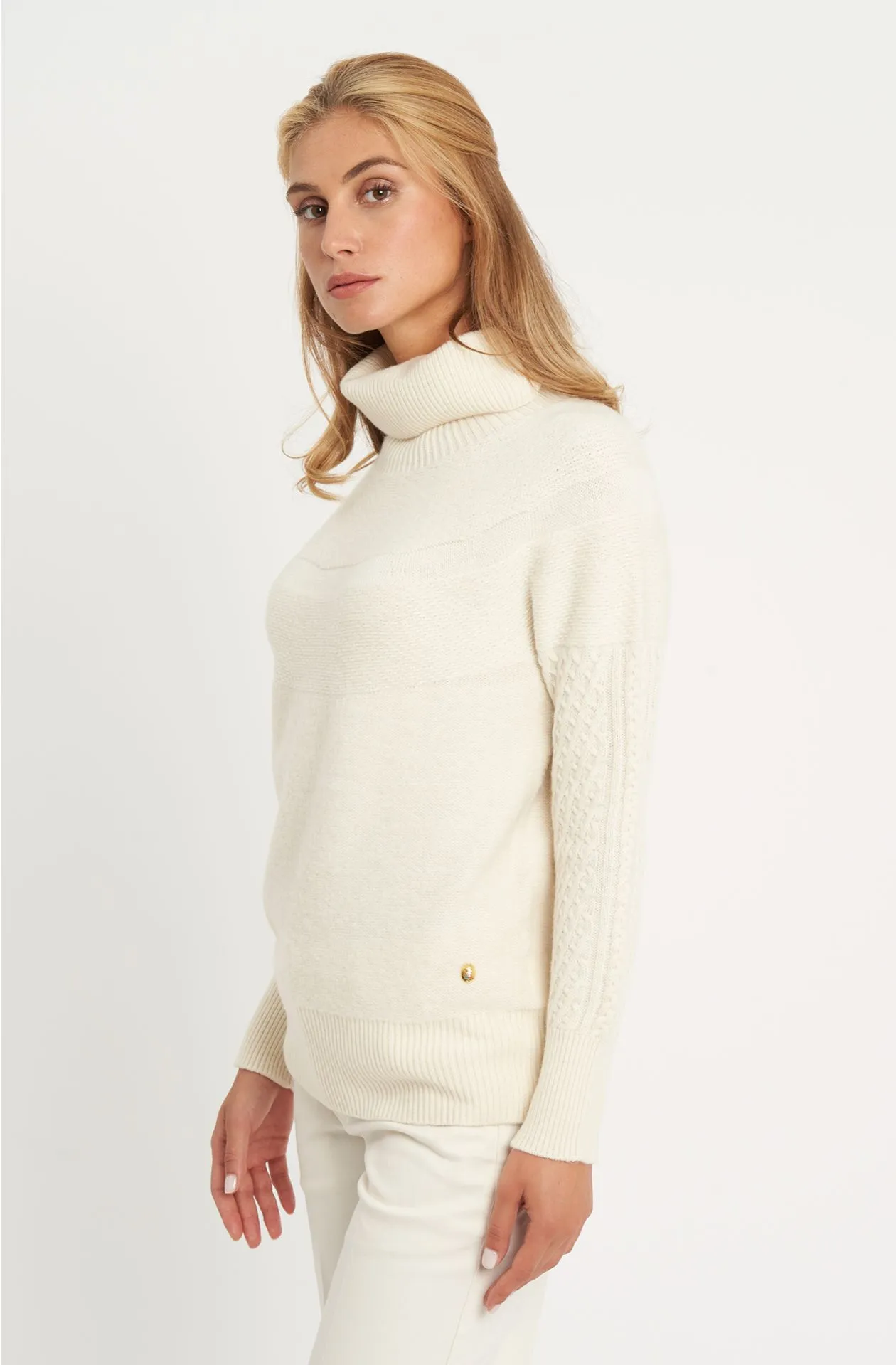     Maglia collo ad anello misto lana