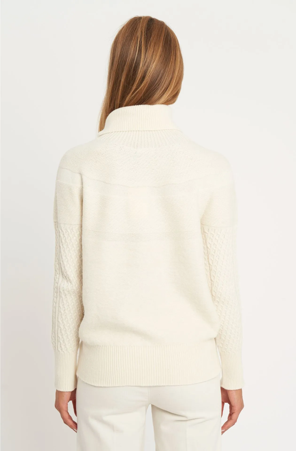    Maglia collo ad anello misto lana