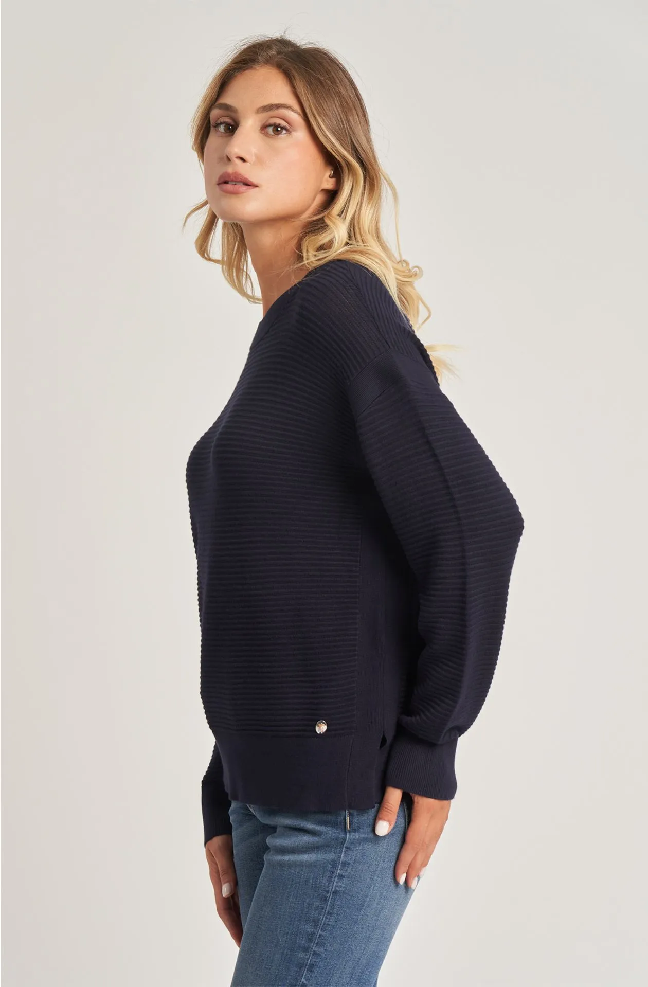     Maglia da donna in misto viscosa modello over