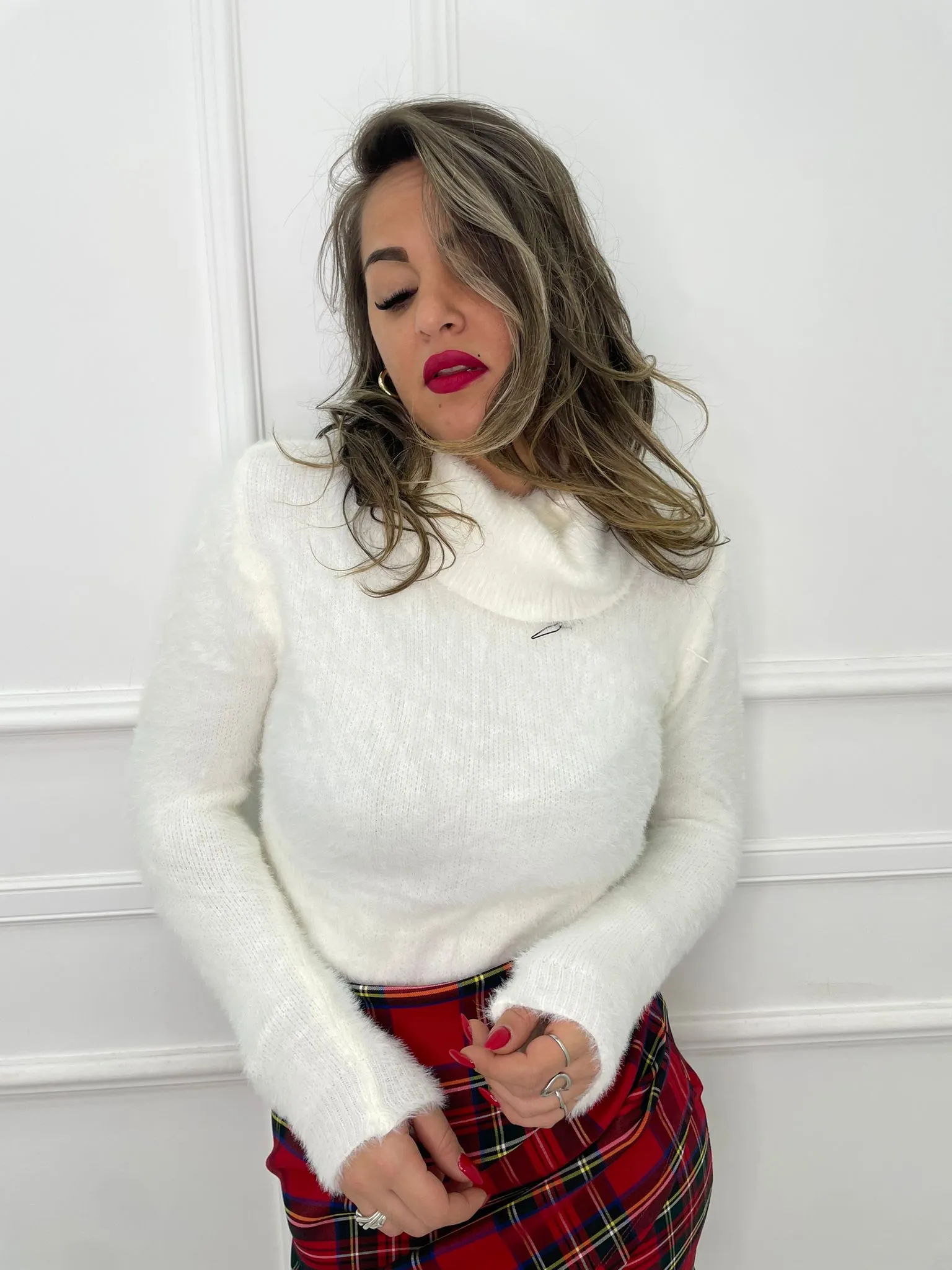 Maglione in pelo con collo morbido