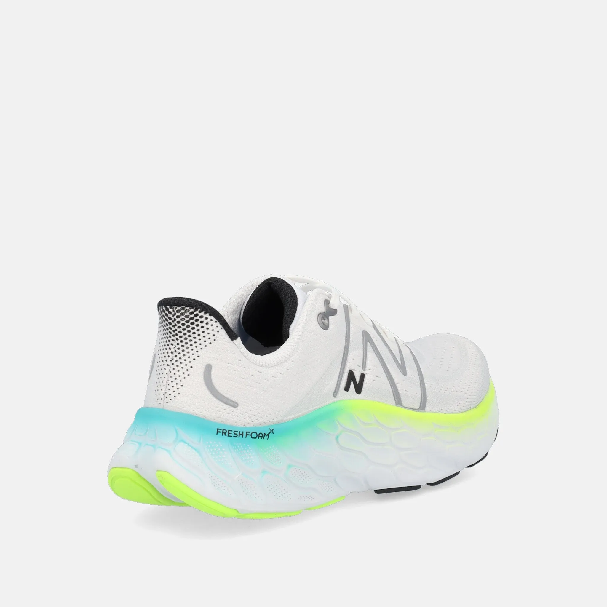 NEW BALANCE Fresh Foam X More v4