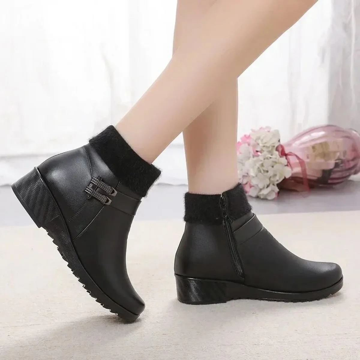 Nuove scarpe in morbida pelle madre cotone autunno e inverno stivaletti da donna in cashmere scarpa spessa con tacco basso caldo