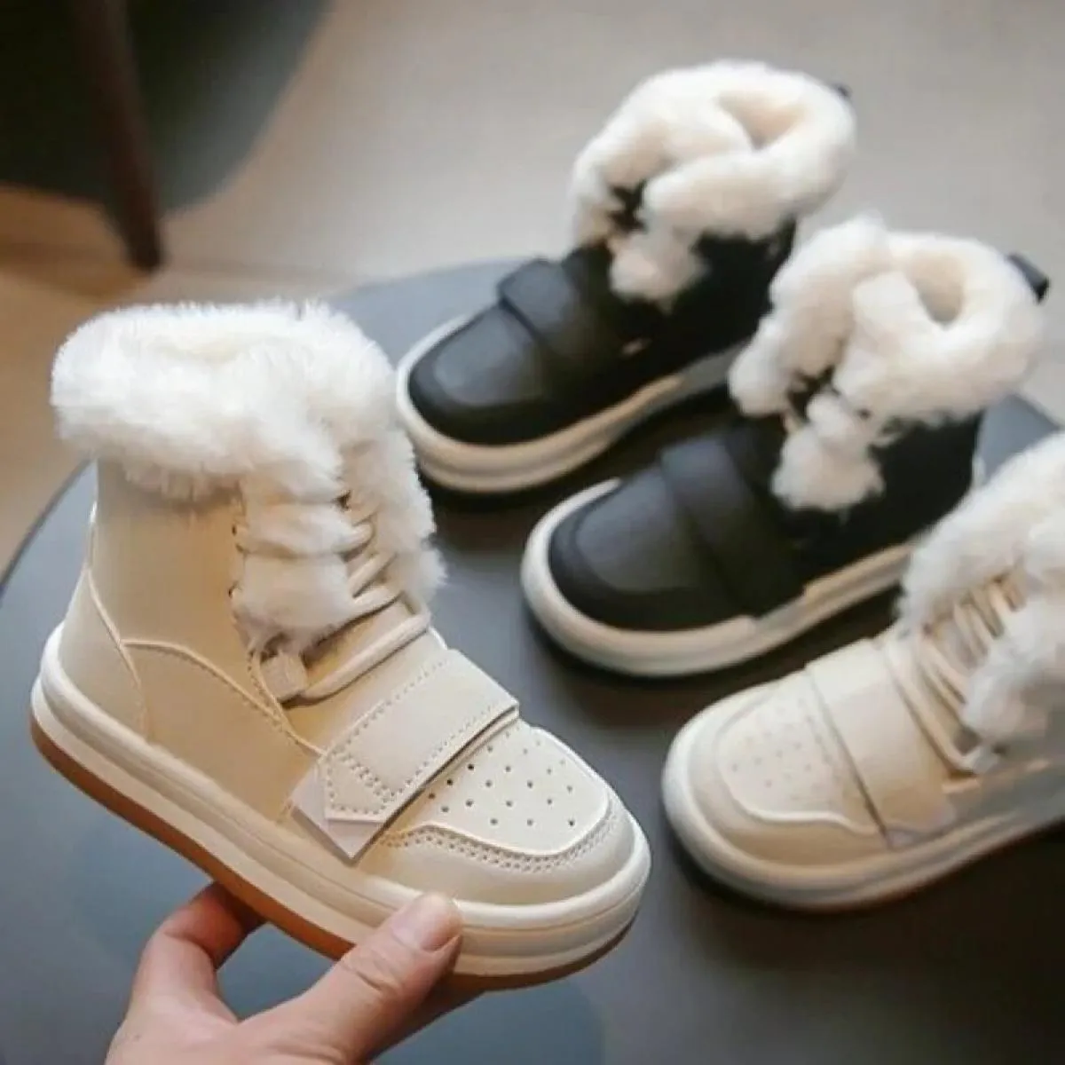 Nuovi stivali da neve invernali per bambini scarpe di cotone ragazzi ragazze più stivaletti in velluto scarpe casual in pelle pe