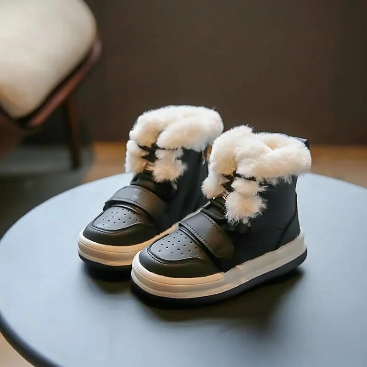 Nuovi stivali da neve invernali per bambini scarpe di cotone ragazzi ragazze più stivaletti in velluto scarpe casual in pelle pe