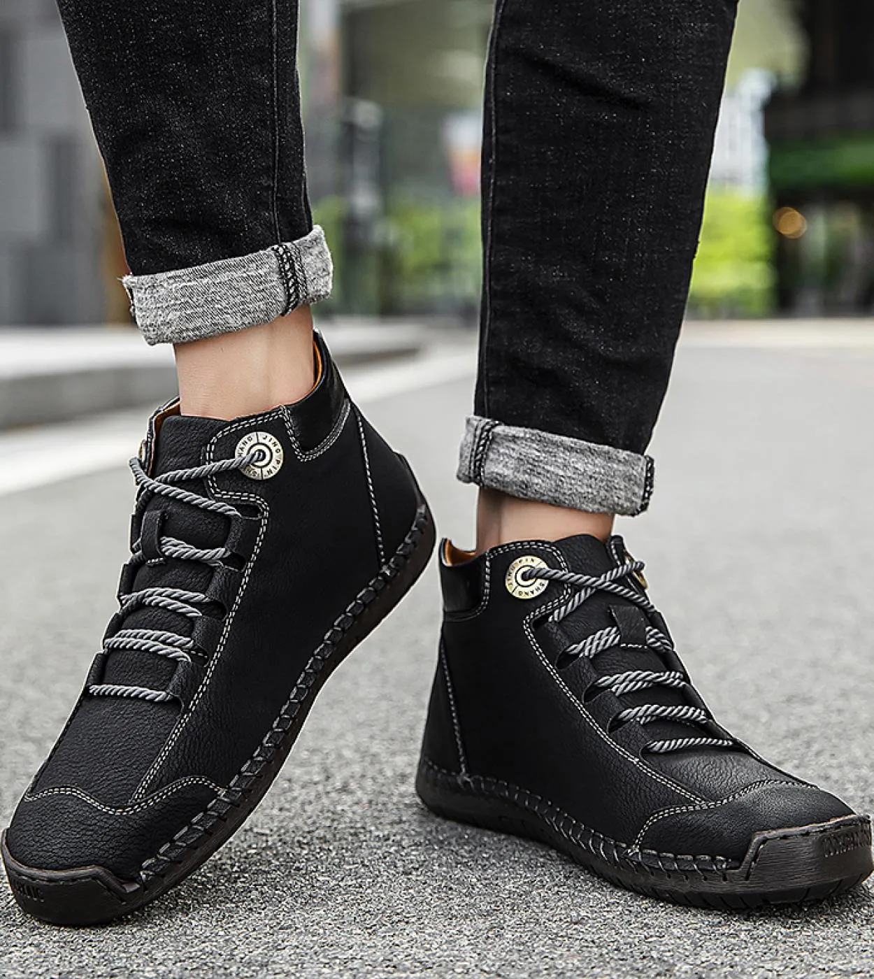 Nuovi stivali da uomo in vera pelle Stivaletti comodi Scarpe casual da uomo Autunno Inverno Stringate con stivali caldi in pelli