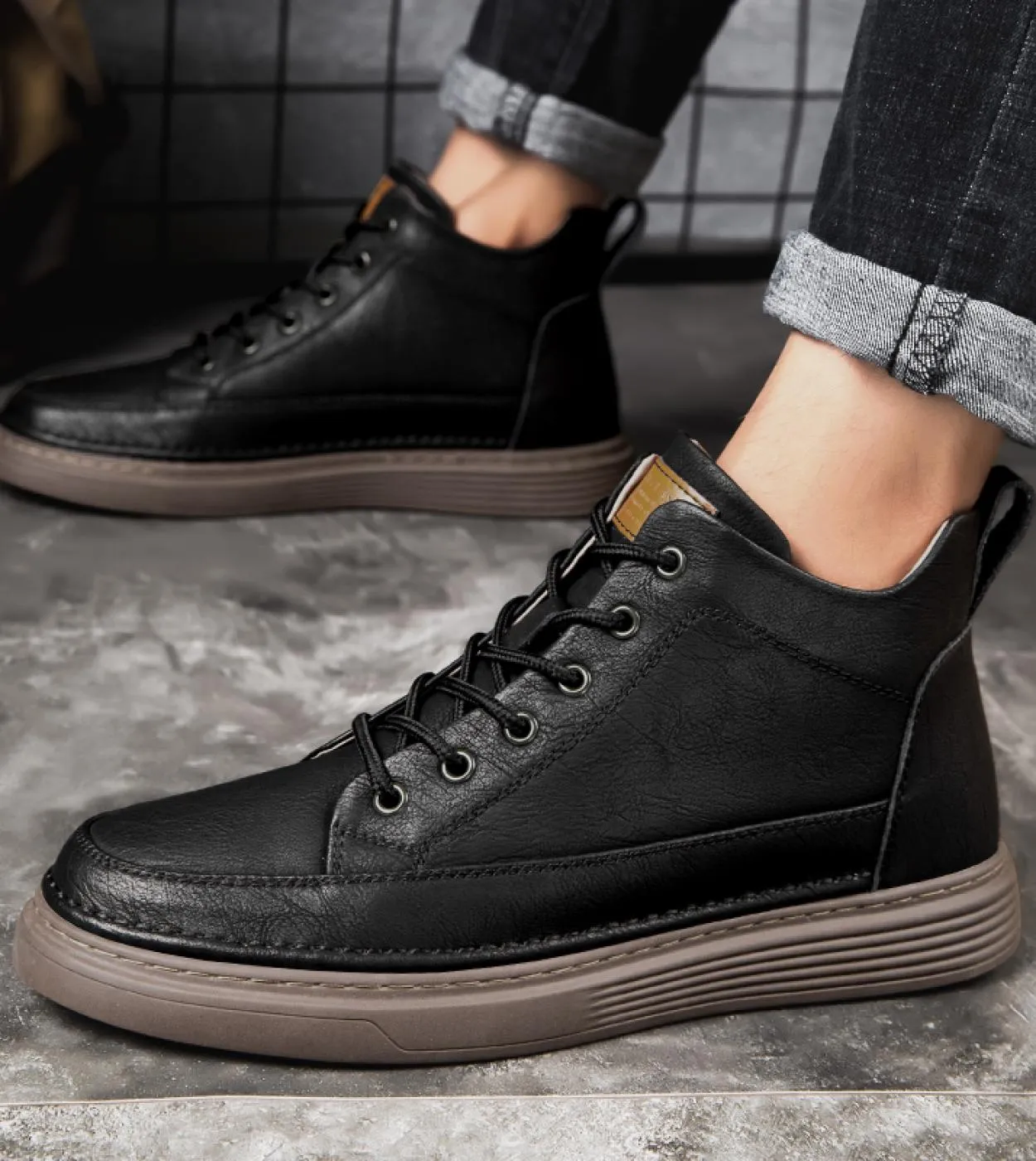 Nuovi stivali invernali Stivali da lavoro con lacci in pelliccia Stivaletti in vera pelle più scarpe alte in velluto Sneakers da