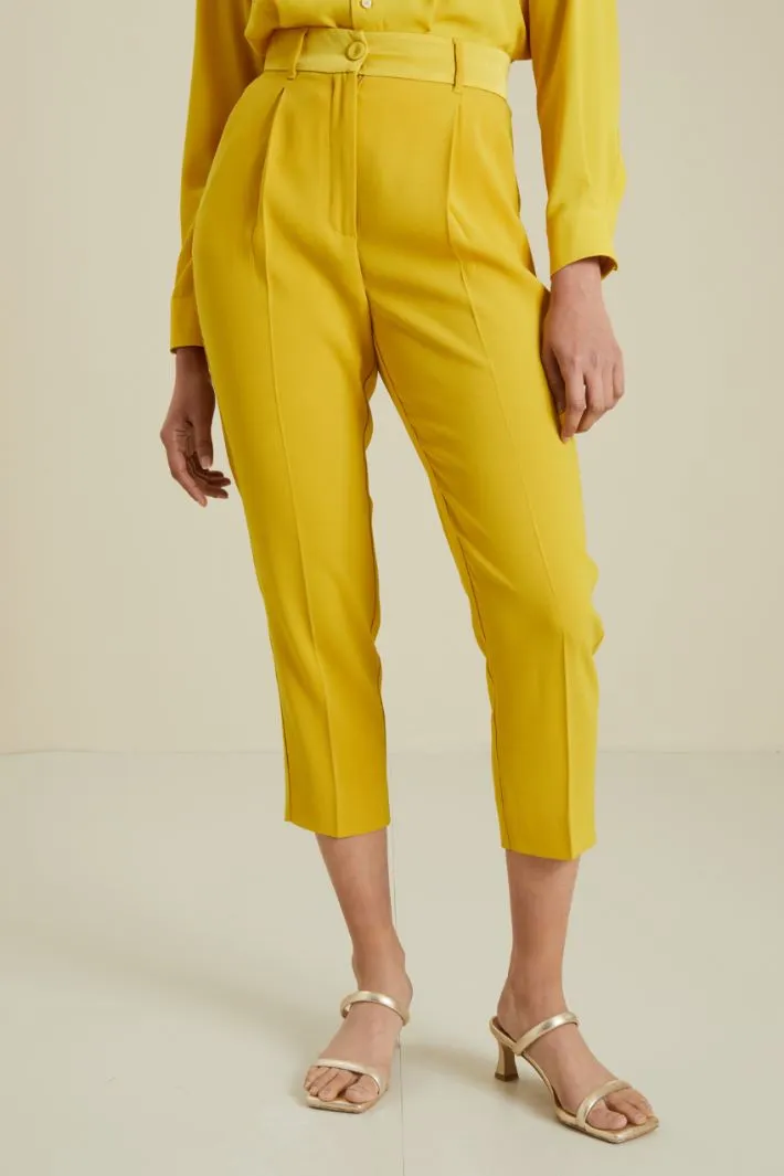 Pantaloni in crèpe