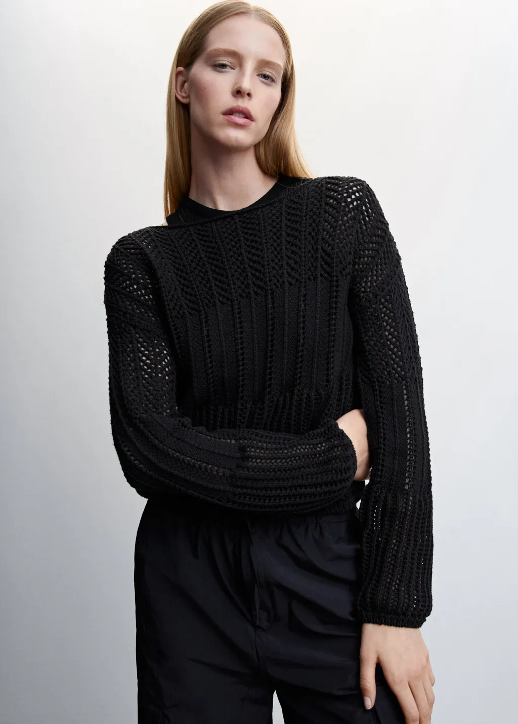 Pullover collo barca traforato