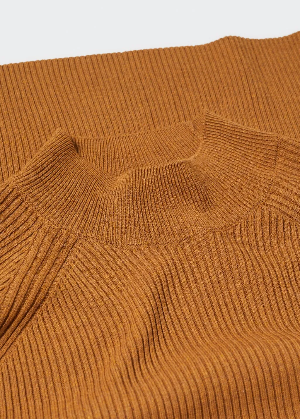 Pullover coste collo Perkins