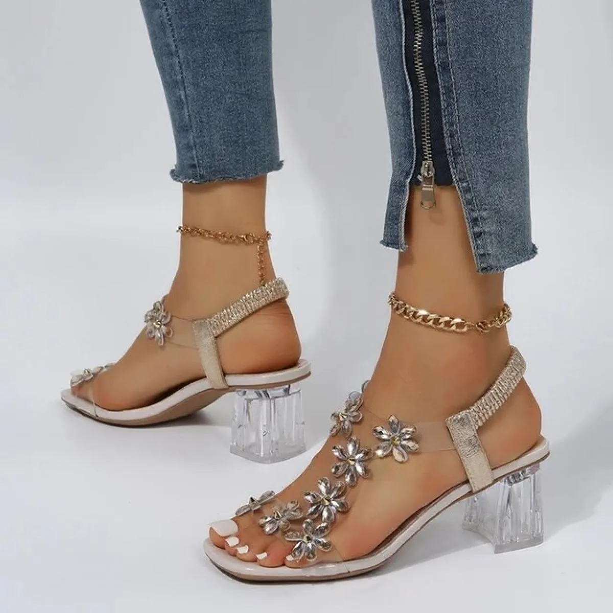 Sandali da donna estivi Scarpe con fiori in cristallo in PVC per le donne Decorazione Sandali con tacco grosso Scarpe da donna c
