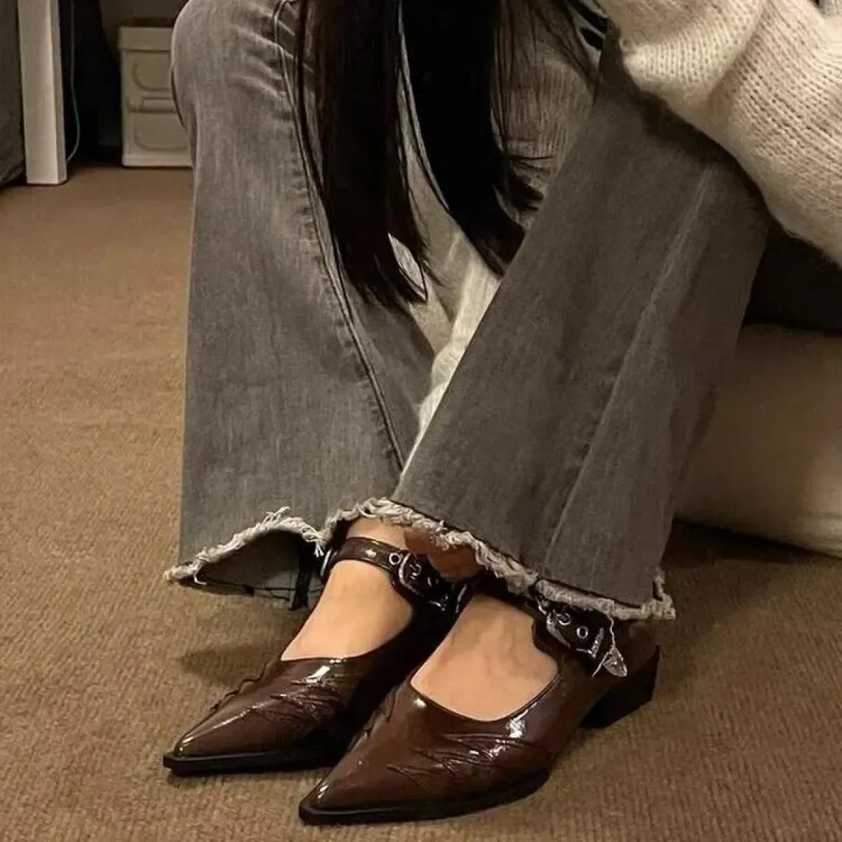 Scarpe a punta Scarpe moda tacco basso basso Scarpe da donna Scarpe casual da donna con cinturino alla caviglia