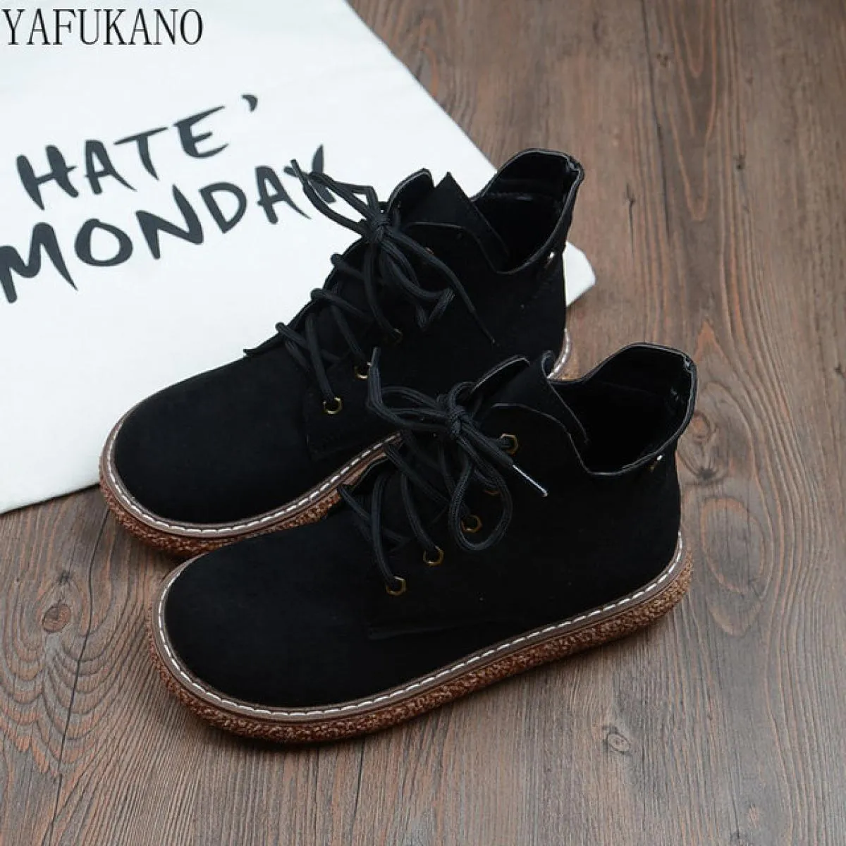 Scarpe da bambola a testa grande con suola spessa stile Harajuku Stivali corti retrò Mori Stivaletti comodi fatti a mano Stivali