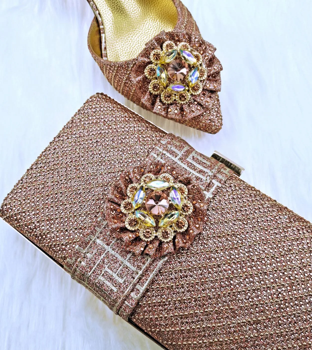 Scarpe Fiori Scarpe con design a fiori con tacco Scarpe da donna Scarpe a punta Party 2023 A punta