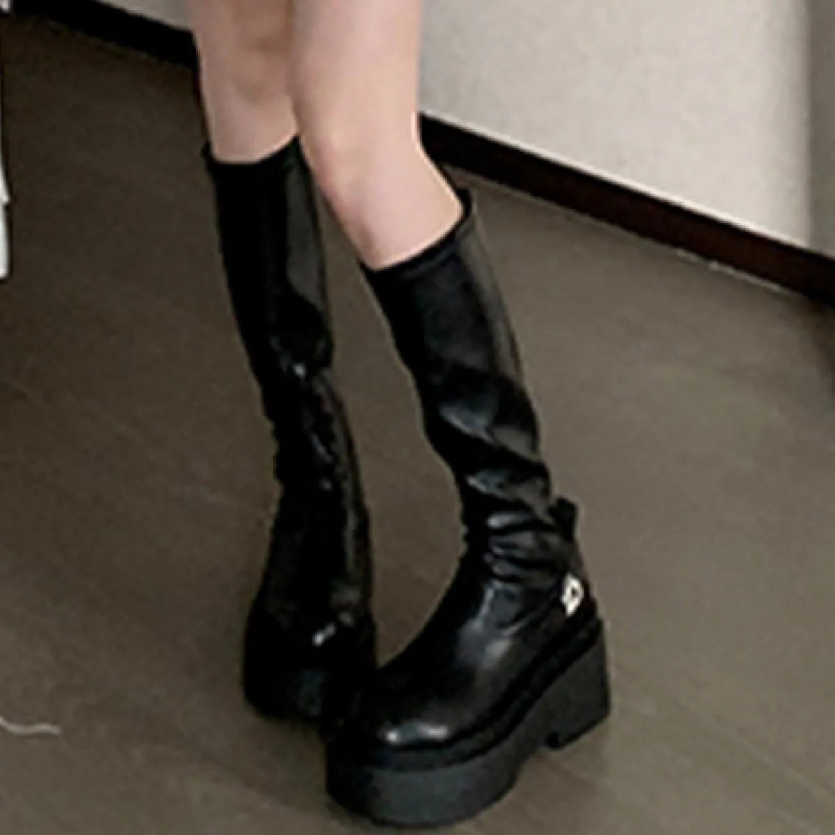 Stivali Chelsea invernali da donna appartamenti scarpe alte al ginocchio con piattaforma di moda nuova tendenza Goth scarpe casu