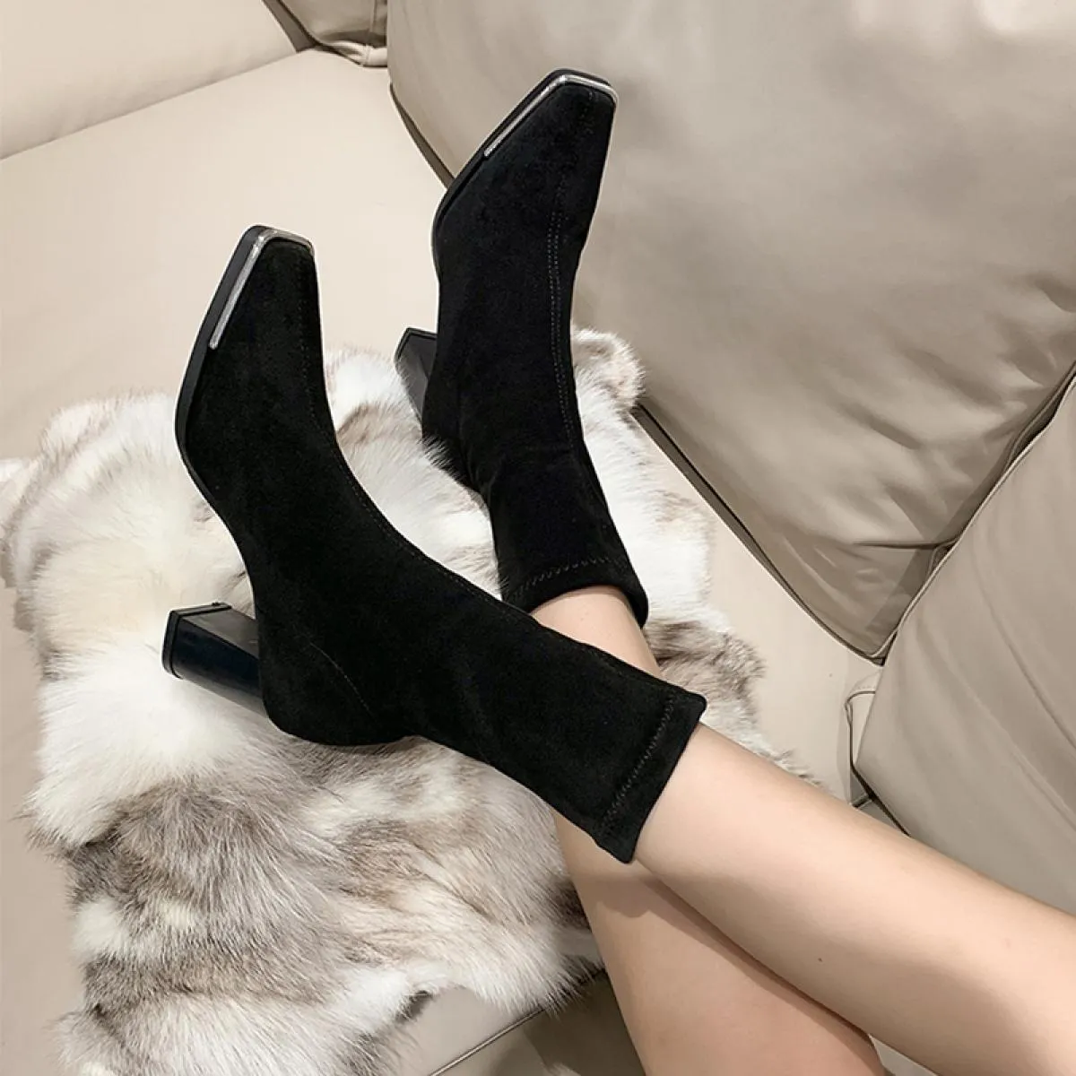 Stivali elasticizzati in pelle scamosciata Chelsea Scarpe da donna Tacco medio Casual Goth 2023 Nuova tendenza invernale Moda gr