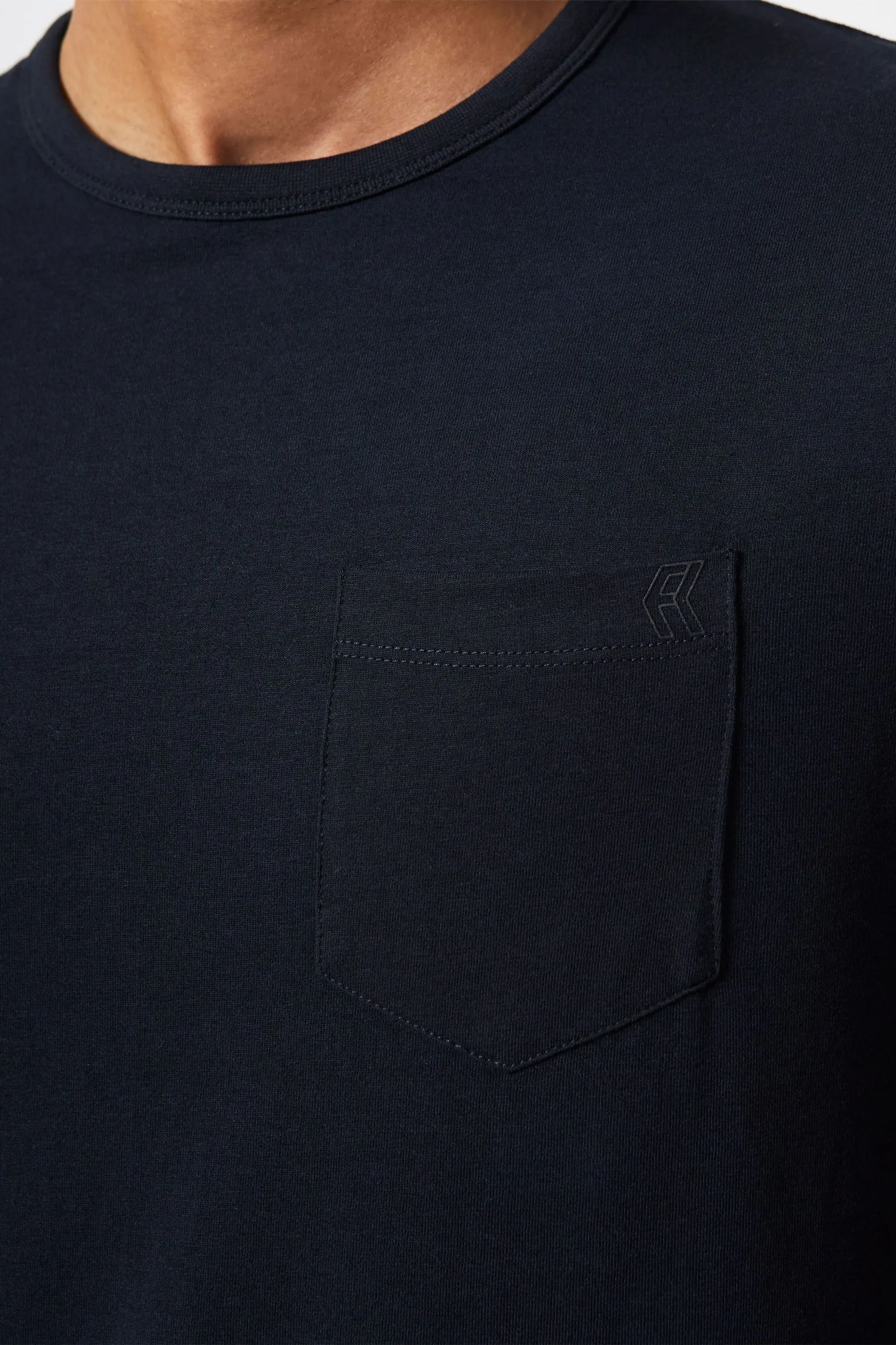 T-shirt French Connection con Manica lunga tasca